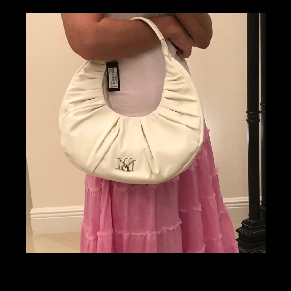 Badgley Mischka trendy brand